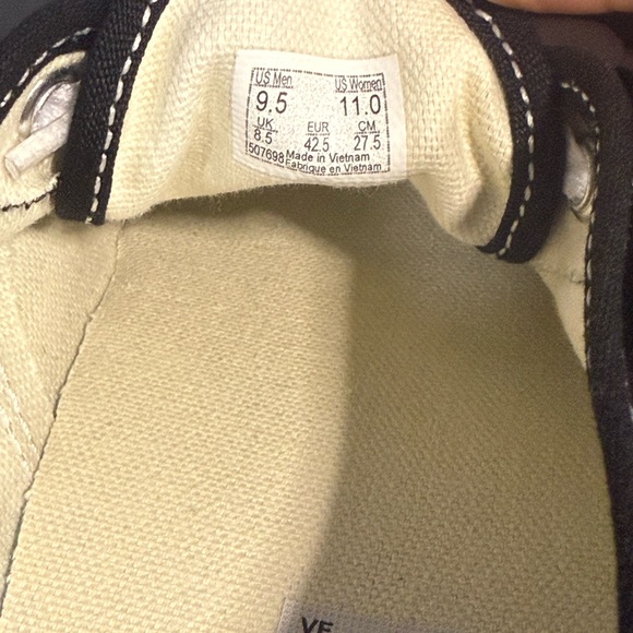 New VANS Authentic Black Shoes - Picture 7 of 8